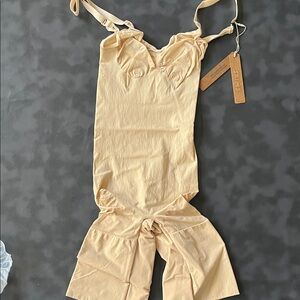 SKIMS Seamless Shaping Slip in Beige